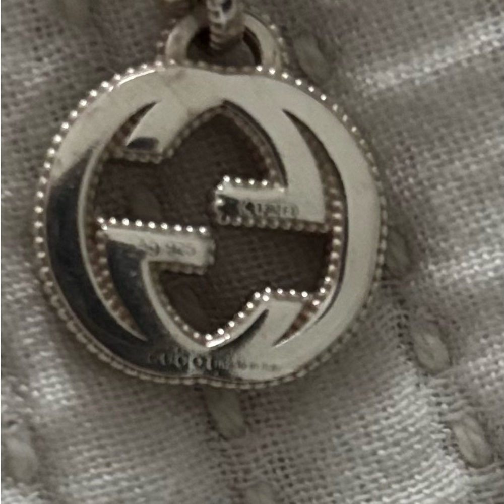 Gucci Silver Logo Pendant Necklace - Picture 7 of 8